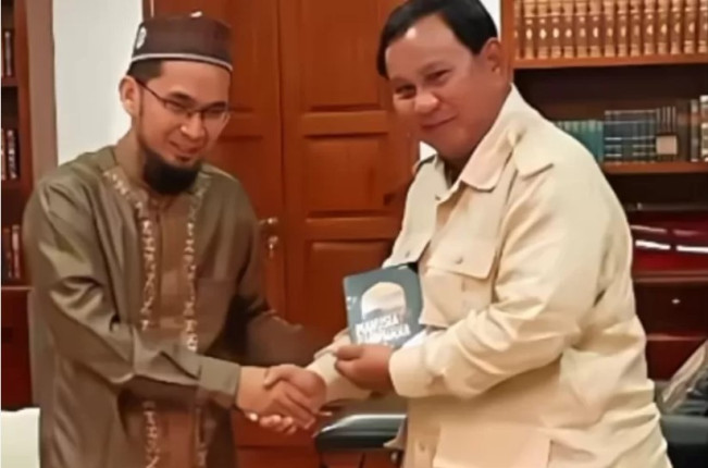 Ustadz Adi Hidayat Dikabarkan Menjadi Pengganti Gus Miftah sebagai Utusan Khusus Presiden